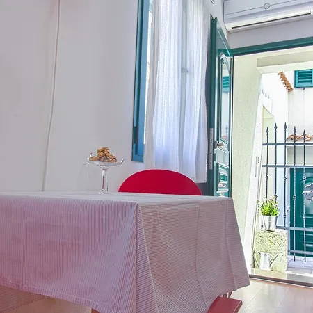 Lejlighed Apartments Baska *