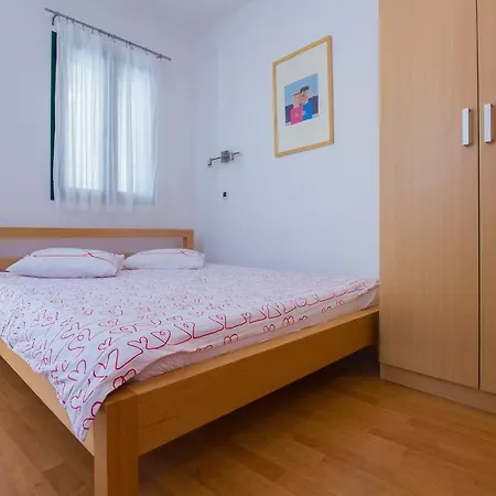 Apartments Baska 바슈카